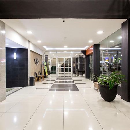 Capital O 769 City Hotel Balikpapan  Exterior photo